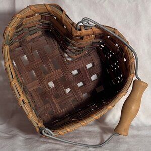 Woven Heart Basket with Handle